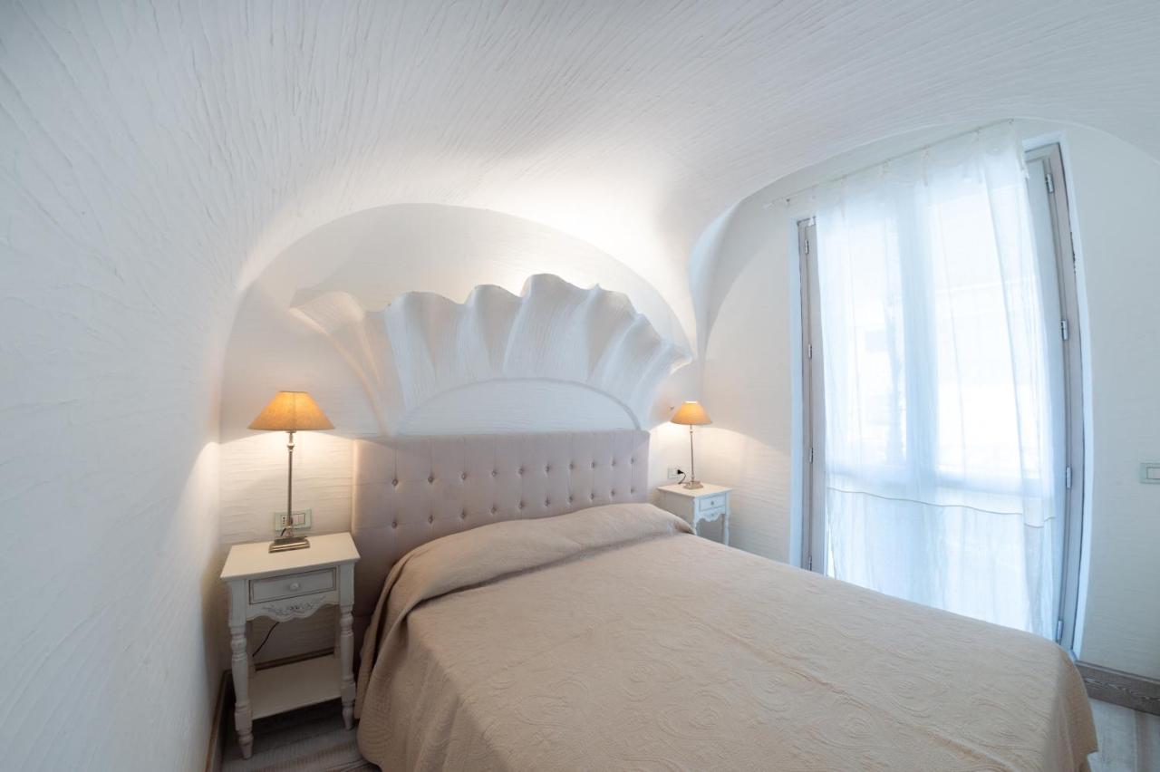 La Sciumara Resort パラーウ エクステリア 写真